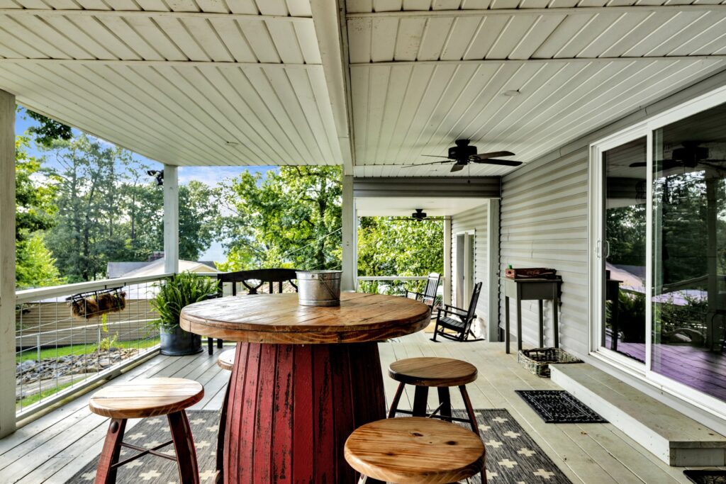 Porch, clean, outdoor