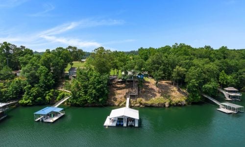 Beautiful Home of Barney’s Bluff